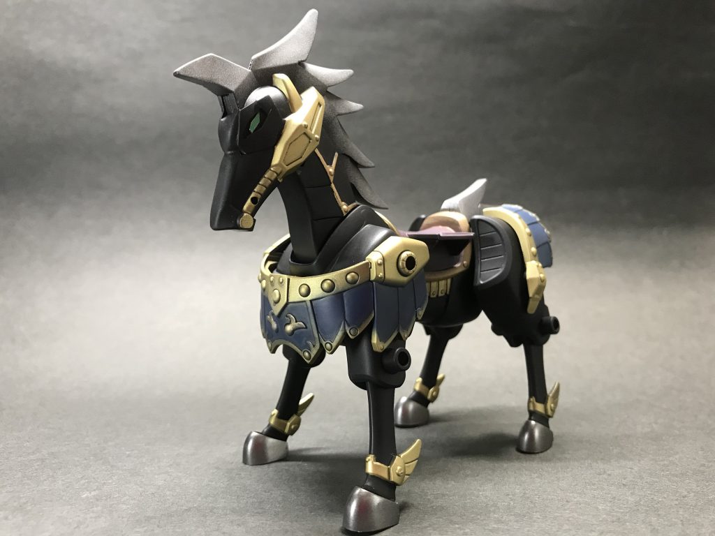 馬さん。
やはり馬超には馬は必須ですので!
紅蓮装曹操ガンダムの絶影を使用。顔パーツを少し弄りました。