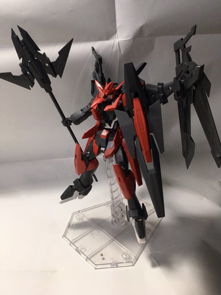 基本塗装まで完成したものの、顔が気に入らなかったのでダークマターのフェイスに付け替えました。