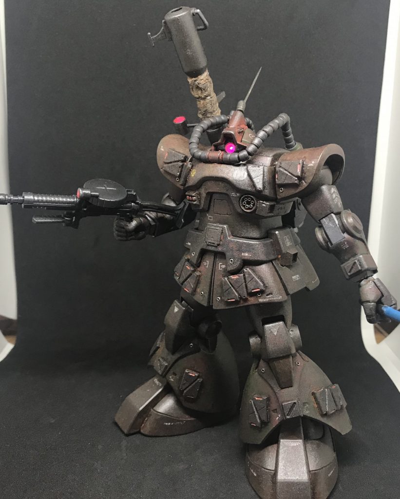 ザクマシンガン装備。
マシンガンは多少形状変更。