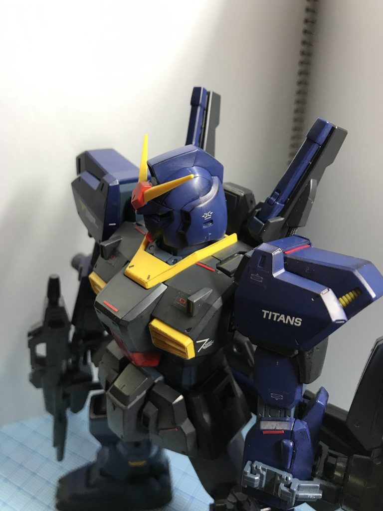 【改修後】
レッドポイントをランナータグを加工したものから、赤ビニールテープに変更、
場所も追加しています。