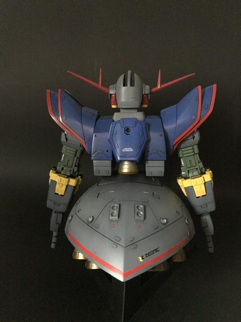 赤いラインはラッカーで塗装してます。