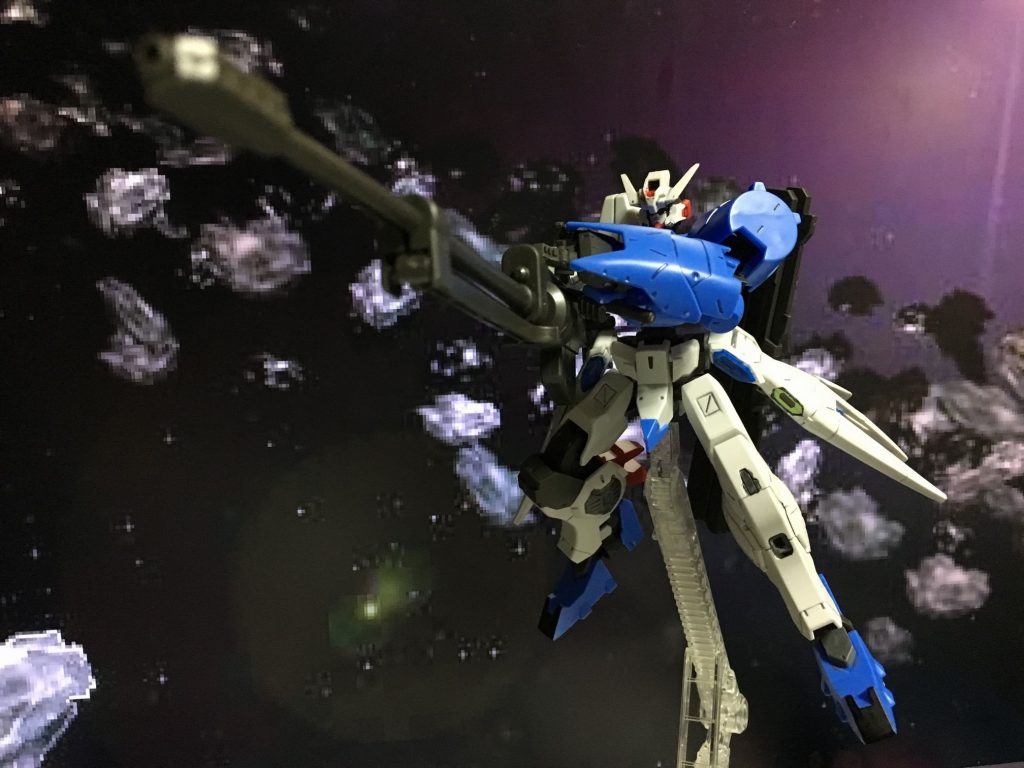 210㎜対物ライフル
同封された号のメイジン曰く「遠くまで届く」だがまさか射程8とは…