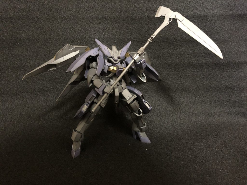 追加で大鎌を作ってみました。悪魔というか、死神というか。