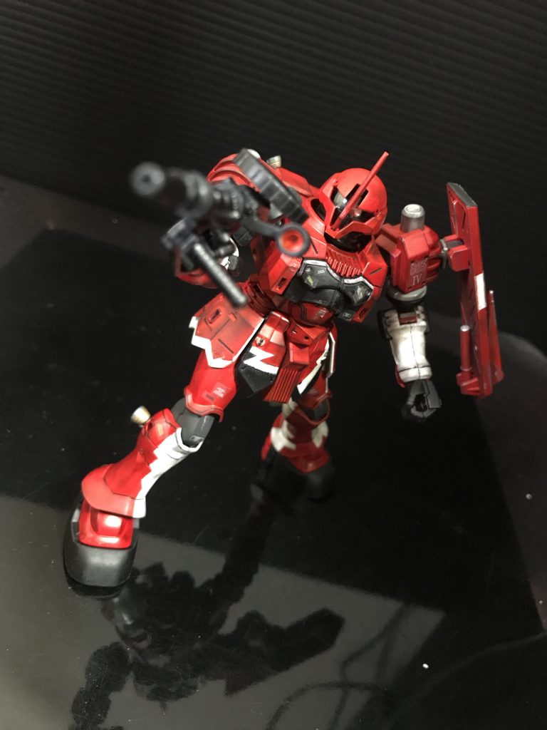 ザクマシンガンのスコープは
シールではなくメタレッドを
爪楊枝でちょん塗り笑
ヅダマシンガンはないのかな笑笑