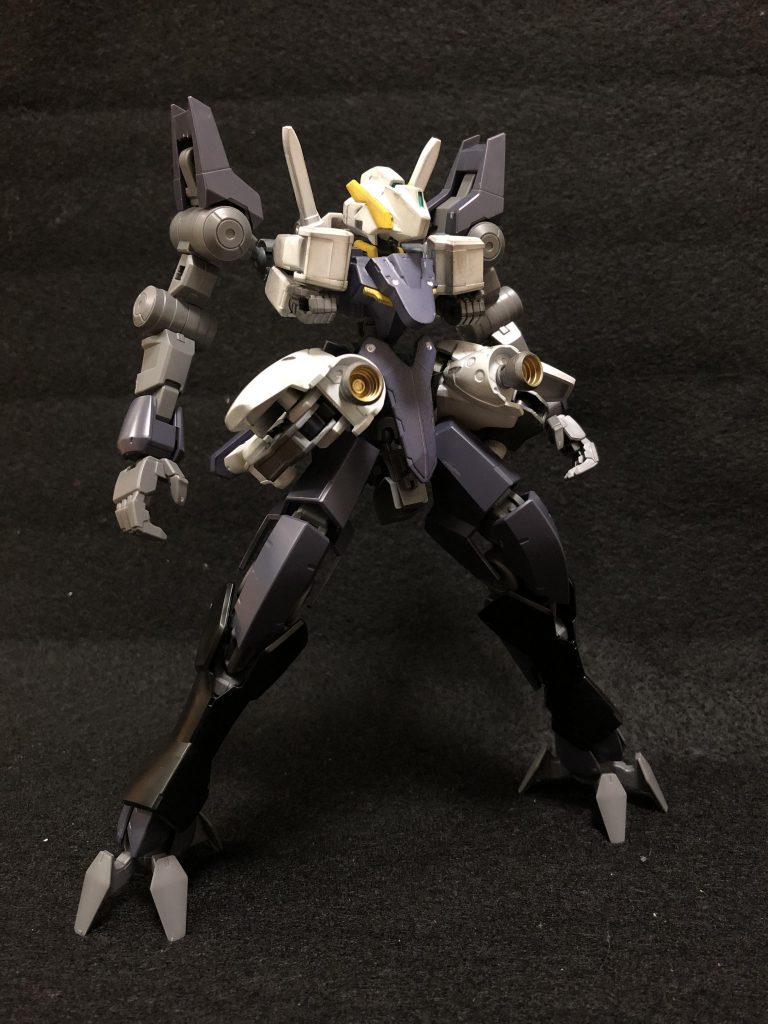 塗装前。やはり色を揃えた方が格好良くなりますね。