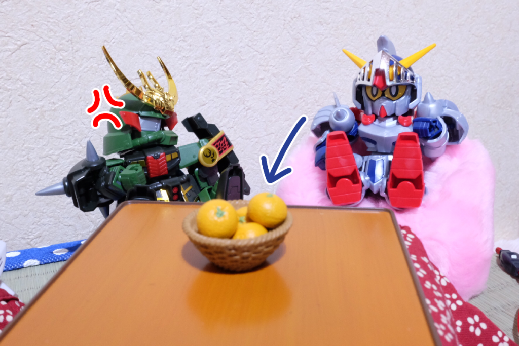 騎士:それよりそこのミカン取って。真悪参印の美味しいミカン
殺駆:年末まで私をこき使うつもりか
騎士:いいから。*早く。*
殺駆:分かったよ、まったく…