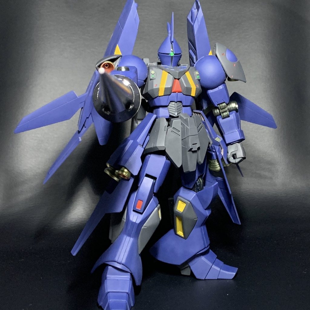 パーツ構成がジオン、連邦の技術のちゃんぽんなので
ティターンズカラーでまとめました