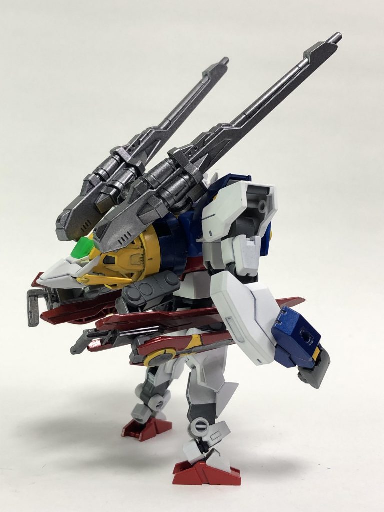 【Gブルガンダム】
本家Aパーツにあたる上半身のみアーマー強化した形態。パワー重視型で、砲撃戦が得意。胸部に格納している腕を展開して、背部の重火器を取り扱う事も可能。
以下、制作過程。