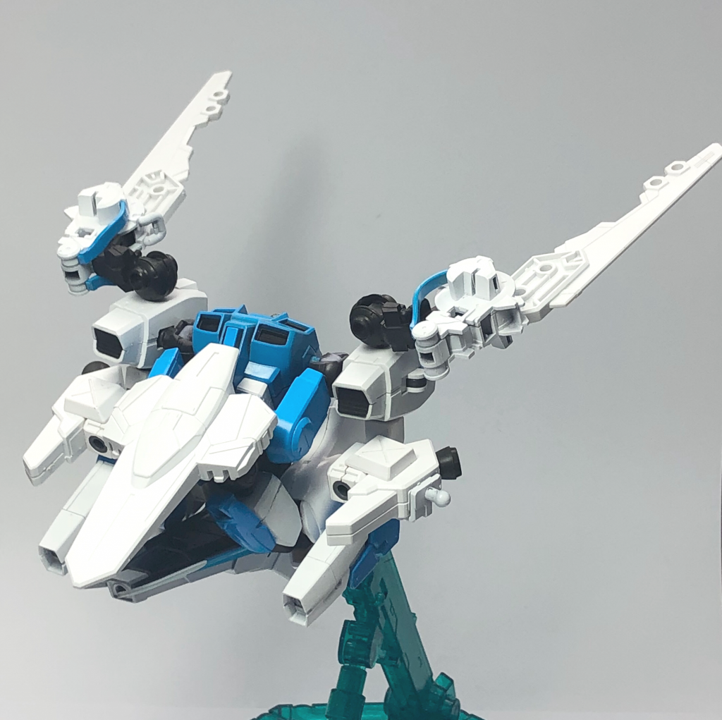 地上用飛行形態です！この機体には宇宙用と地上用の二つの飛行形態が備わってます