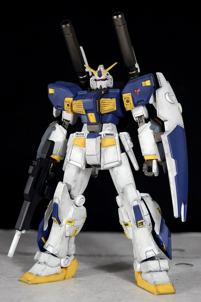 ■塗装レシピ

黄：イエロー+ビビッドオレンジ
関節など：ガンメタル

 
墨入れ：タミヤ墨入れ塗料ダークグレイ、ブラック

 
また、墨入れ塗料をエッジに塗ってぼかし表現も施しています。
のち、つや消しコート。

資料によっては目が緑だったり黄色だったり赤かったりして迷ってしまいますが、付属シールの赤を選択しました。