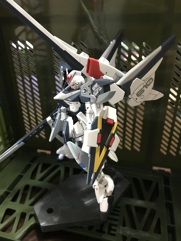 V2アサルトバスター–4枚目/制作者:真樹京介