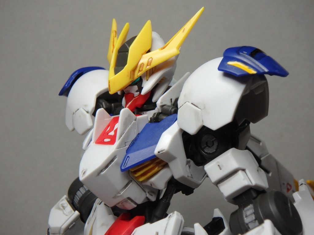 パーティングライン消し、表面処理、部分塗装、スミ入れ後