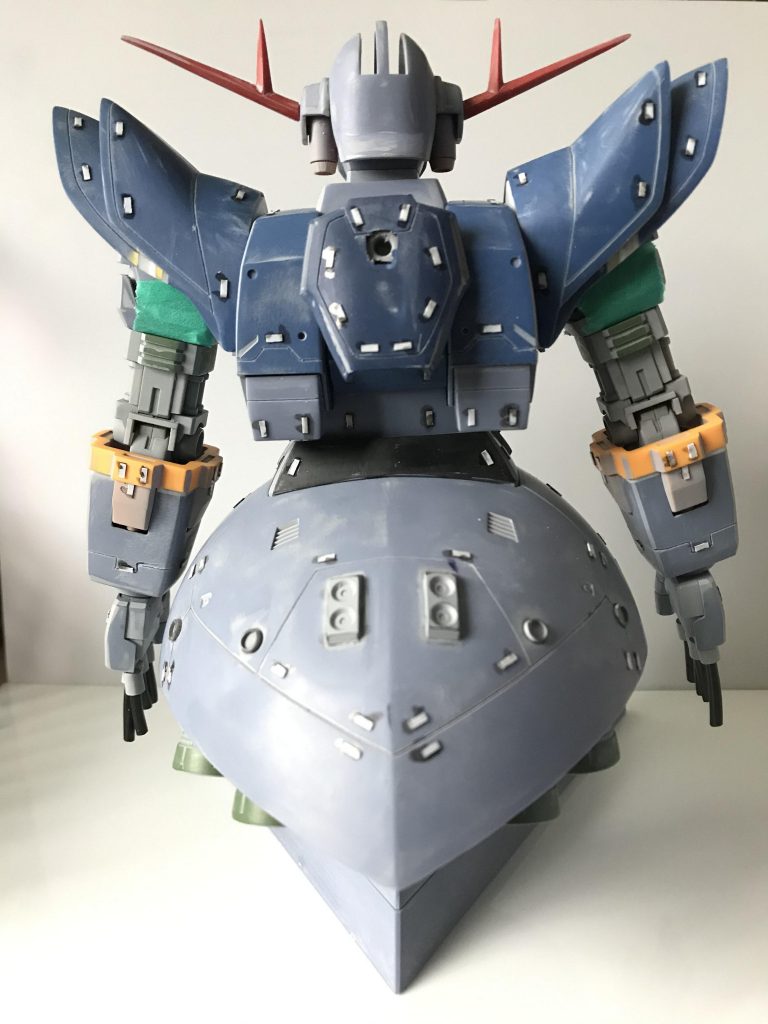 背中にブースターを追加しました。