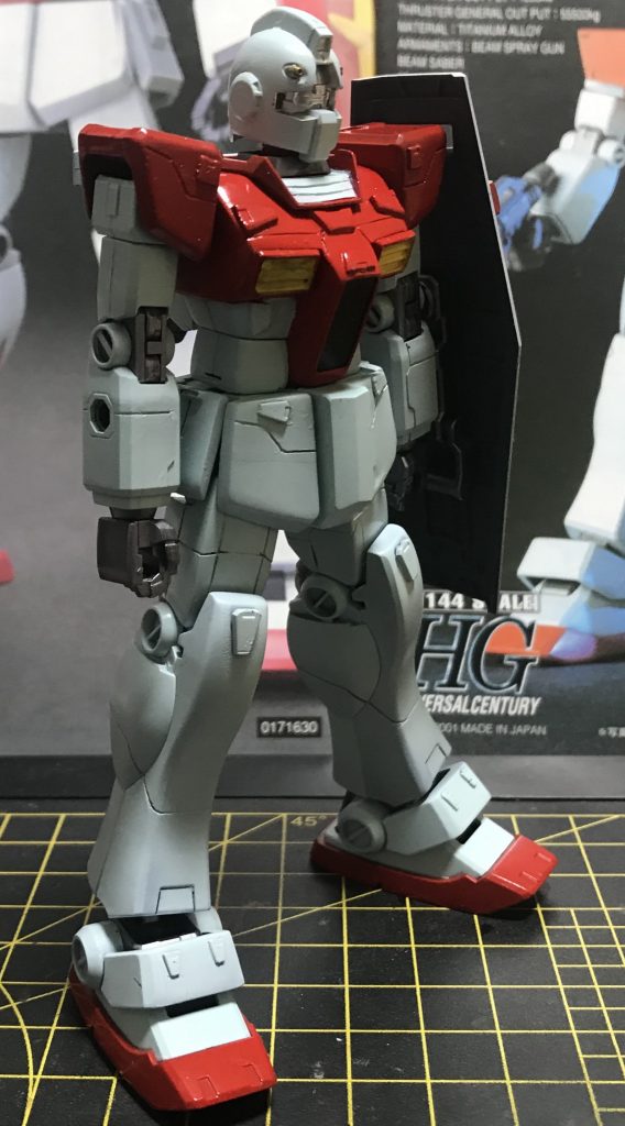 基本塗装完了後。本体はガイアカラーのスチールホワイトにガイアカラーのうす緑を混ぜています。