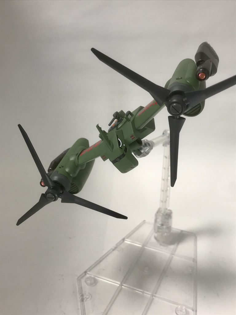 サポートメカ ティルトローターカスタム自律機動もでき機体とドッキングすることで空中戦も可能になる