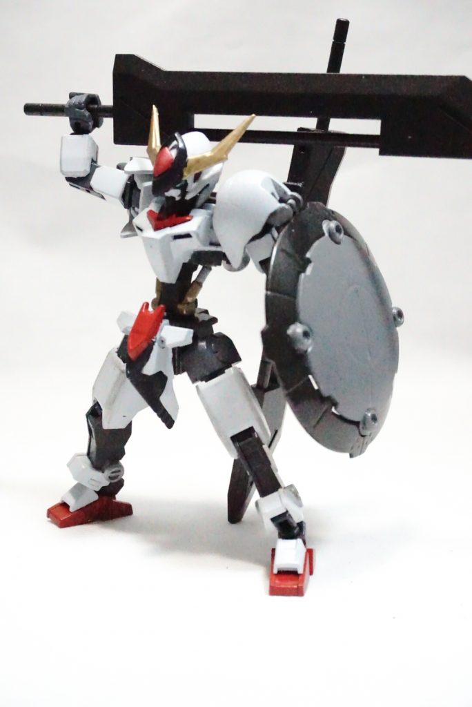 まずはコアバルバトス
コアコンと言えど頭までコアガンダムのままじゃなくていいのでは?→頭をバルバトスにするならやっぱりフレームも変えたいな、という流れでこうなりました