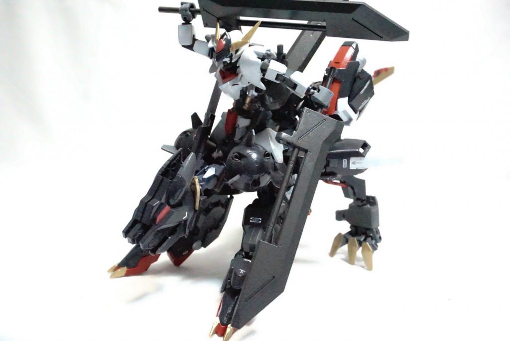 次にビーストアーマー
騎乗はもちろん単独戦闘も可能な支援機な設定にしてます