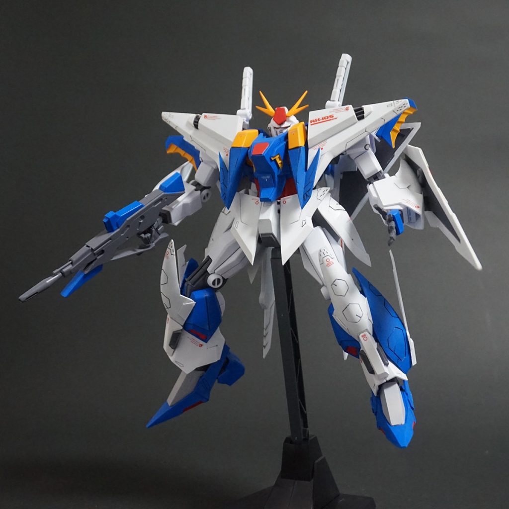 ベースがHGUC ペーネロペーのためある程度は可動します。