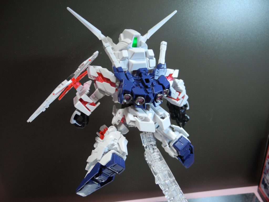 スラスターも塗りわけました。