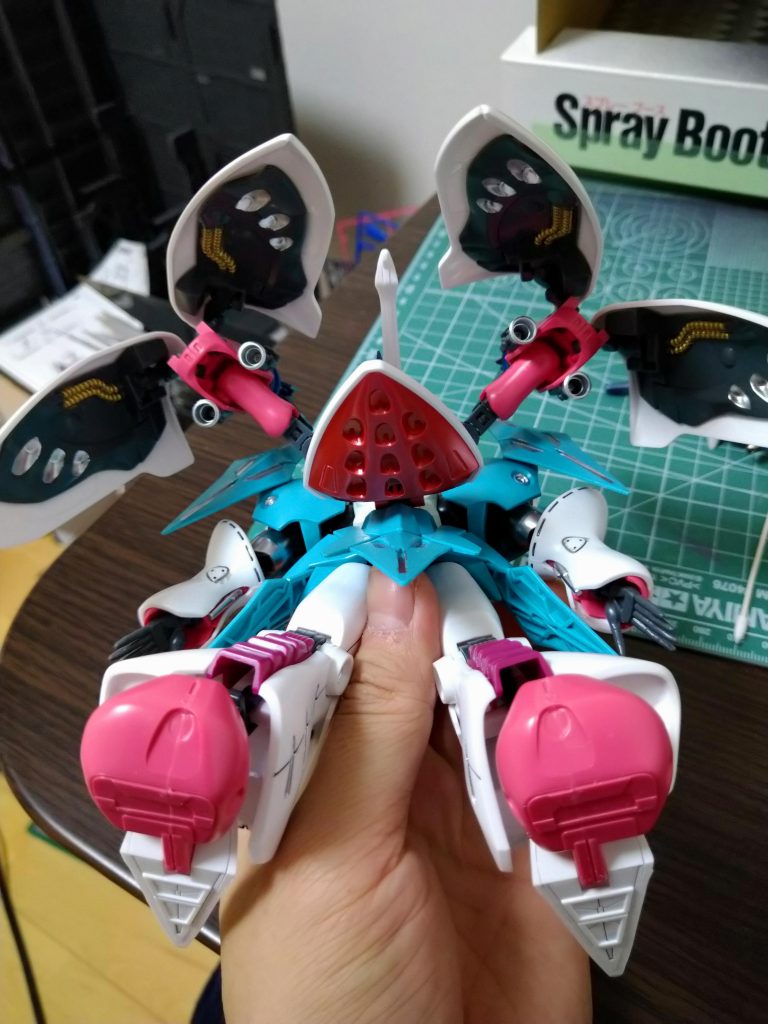 キュベレイの肩パーツをウイングゼロのバーニアみたいに変えてみました