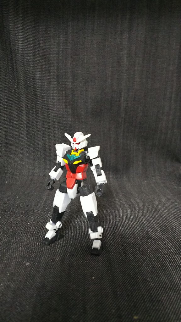 中にいるコアガンダムも、全塗装してますが、あんまり見えないので、ちょっと汚しぎみに