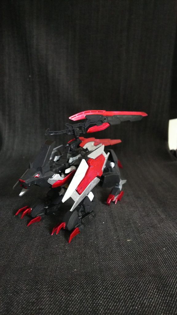 フロントビュー、写真撮った後で、背景黒じゃ見えにくいということに気付く