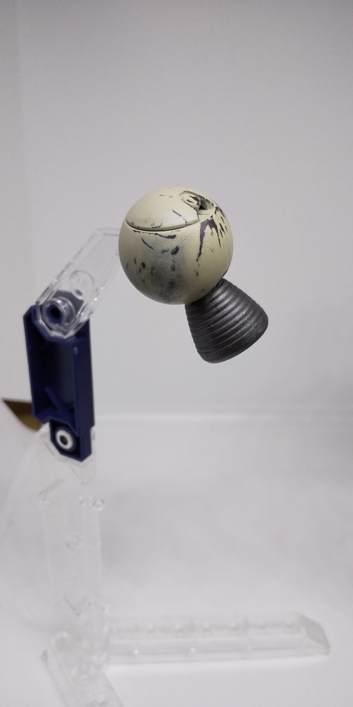 コックピット兼脱出ポット。
位置的に他にぶち当たる気がするけどあまり気にしない方向で。