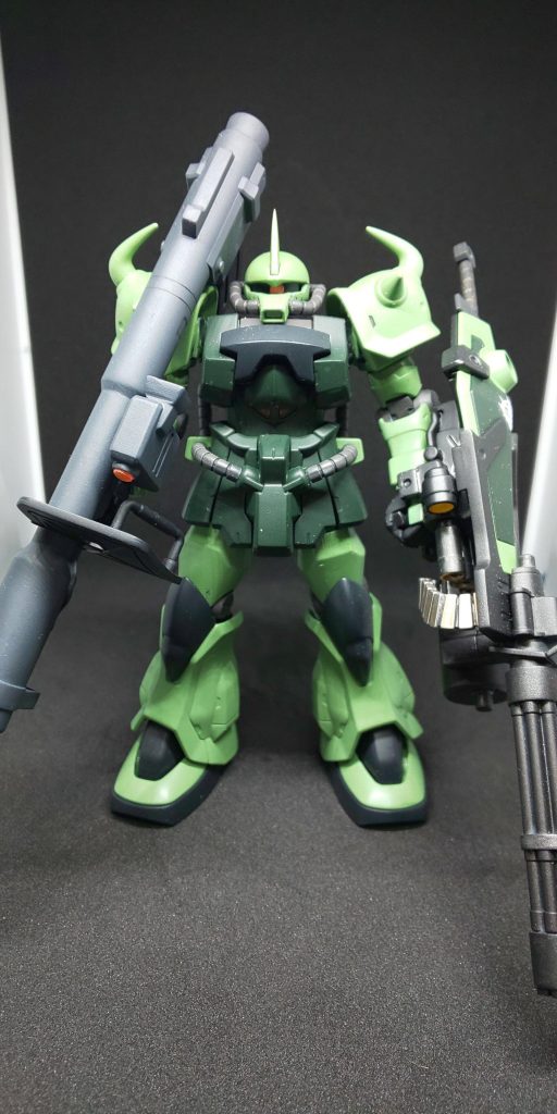 グフカスタム–2枚目/制作者：老眼鏡おじさん