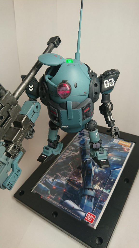 これ実はスタンドから外せません。