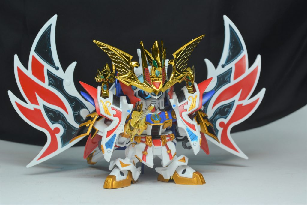 ## フル装備

羽がついてボリュームアップ、正に大将軍！