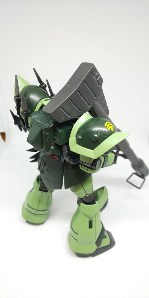 右肩ヒート・ダート取り付け部を丸スパイクに変更