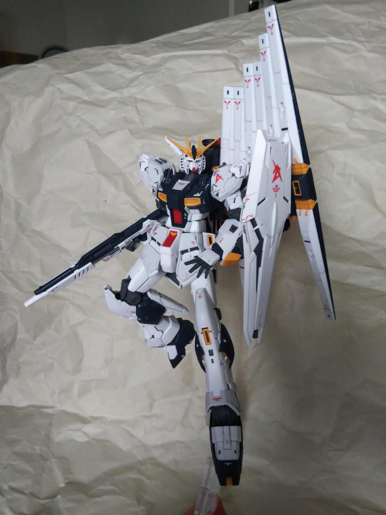 RG νガンダム–2枚目/制作者：深鴫なゆ太