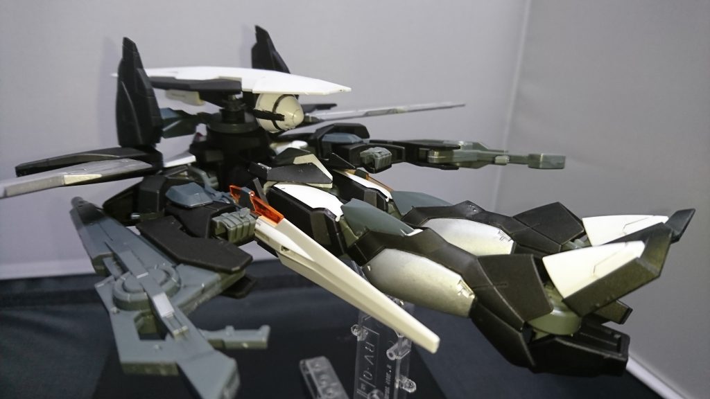 GNドライブを取り付けたのがこちらです、ボールジョイントなので大分しっかりはまります