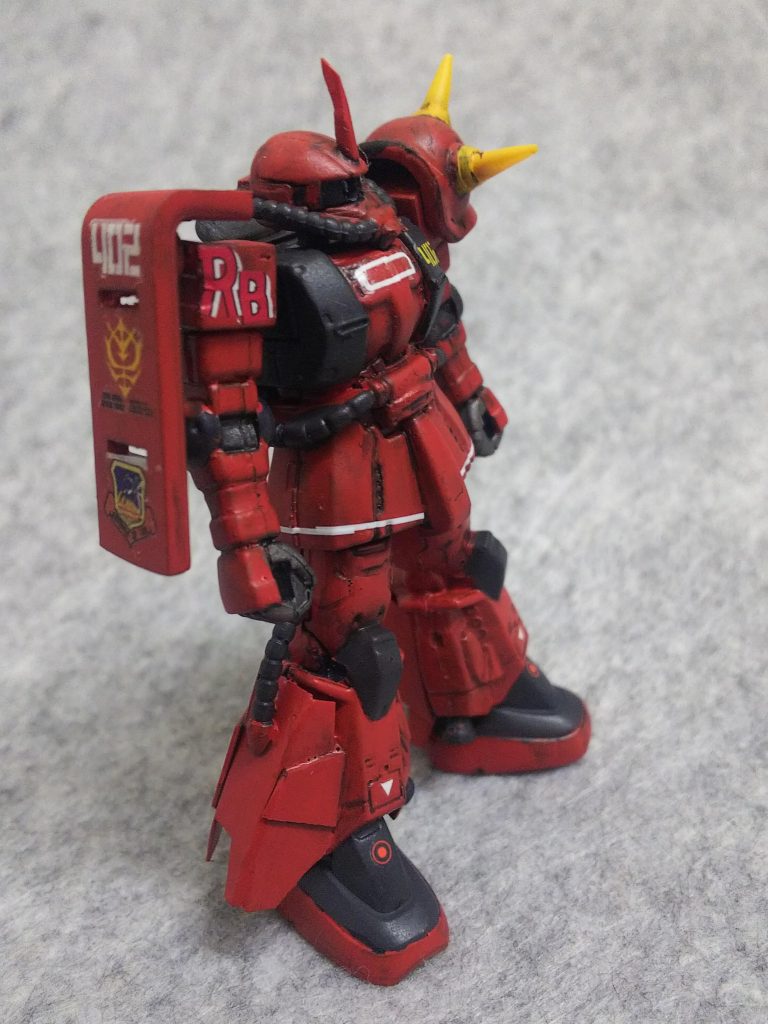 ガチャプラ改造ジョニーライデンザクⅡ–2枚目/制作者：みっつ