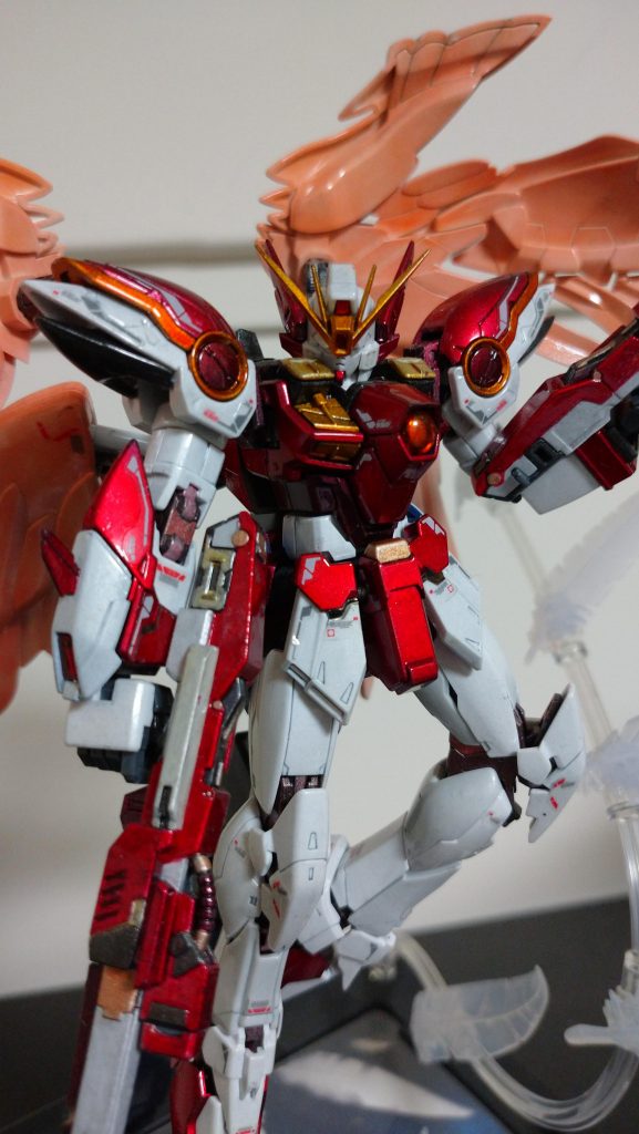 少しずつ赤の色合いを変えてみました！