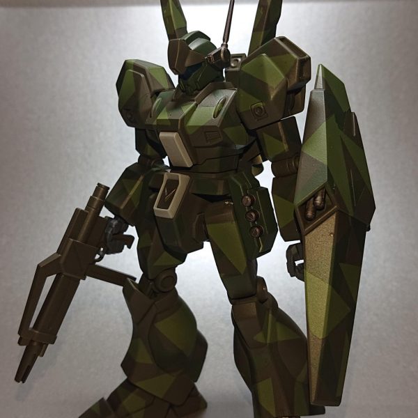 ジェガン・陸自カラースプリッター迷彩ver.