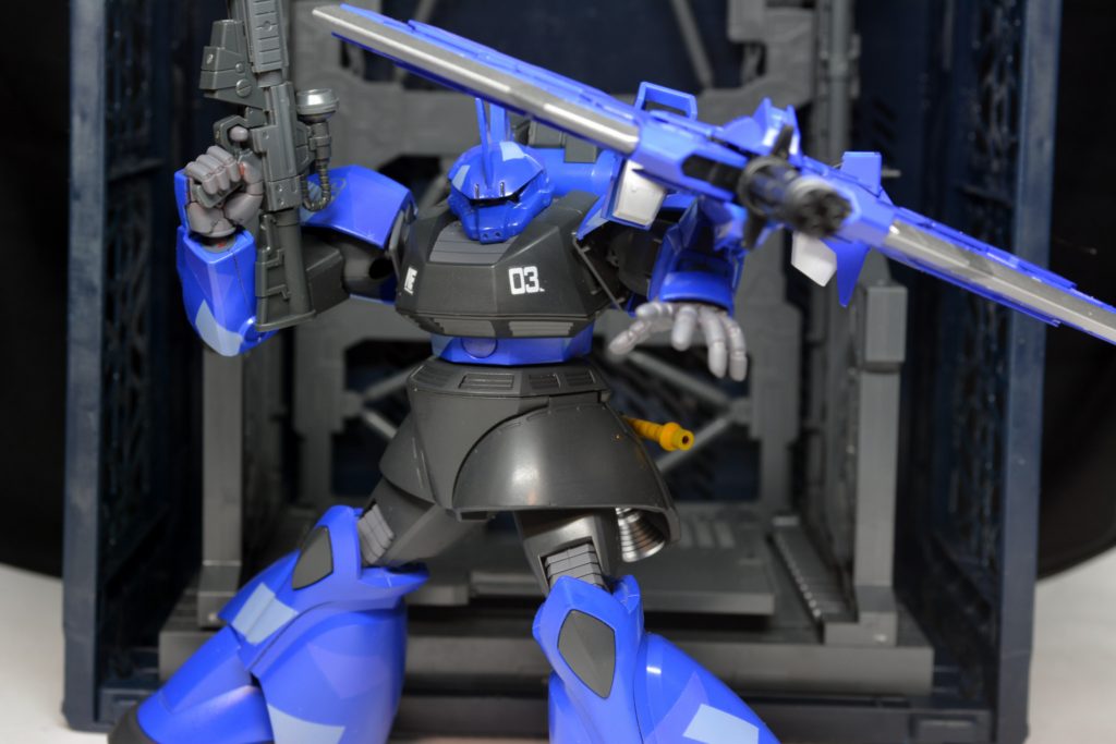 脳内設定ではガトリングは着いていない事にしていますが、ギミック上こういう形態もとれます。