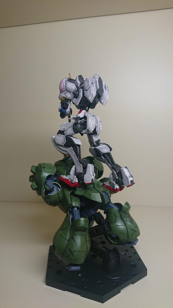 部分塗装とつや消しコート、リアルタッチマーカー汚しでの作成です。