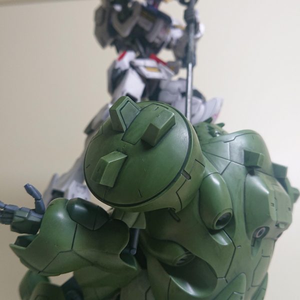 バルバトスとグシオン