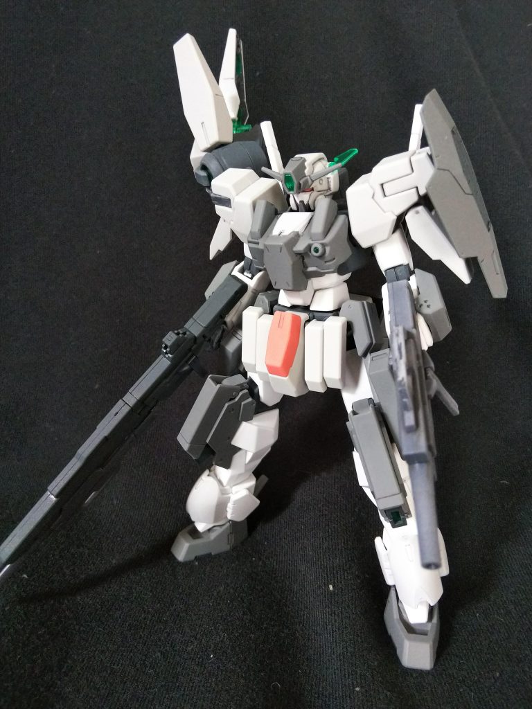 重量バランス悪そうに見えますがちゃんと自立できます