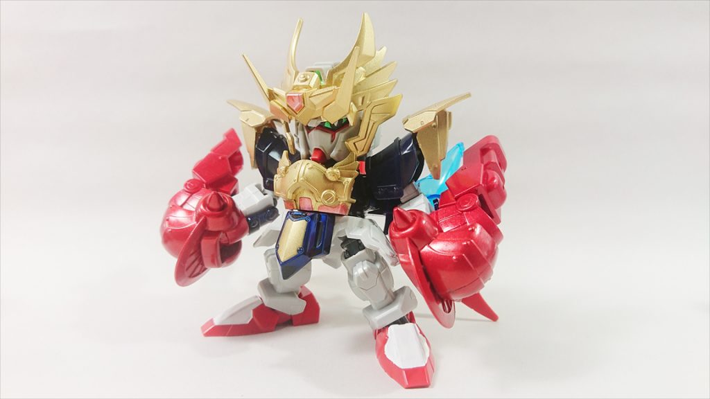 一通りの塗装を終えた後。
グローブにバーサル騎士のパーツをくっつけるかどうかは最後まで悩みましたが、見た目のハッタリ優先で採用しました。