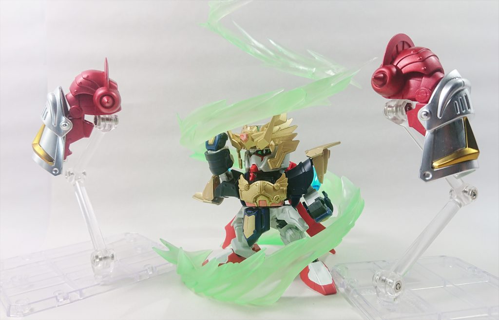 そしてこれだけではありません。
武装召喚!
*「俺に力を貸してくれ…クリムゾンセスタス!!」*