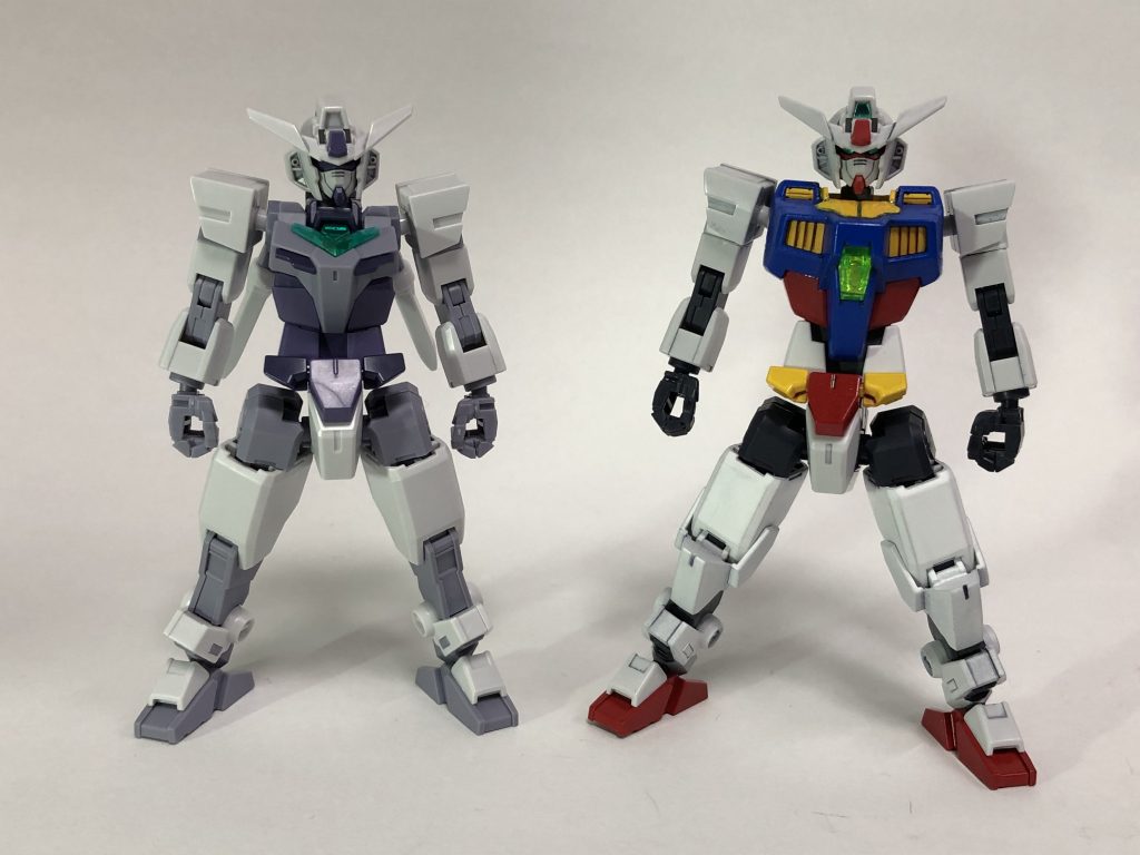 【スカイブルガンダム】
コアガンダムの胸部と脚部を改造し、カラーリングをRX-78-2に近いものに変更した。