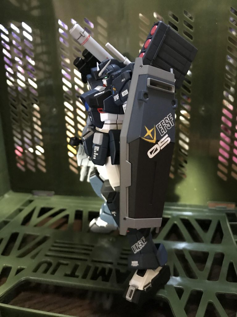 カラーは最近お気に入りのネイビーブルーを👍
マドロックの余ったバックパックを合わせてみたら‼️
なかなかいいんじゃないかなぁ〜と思いました✨