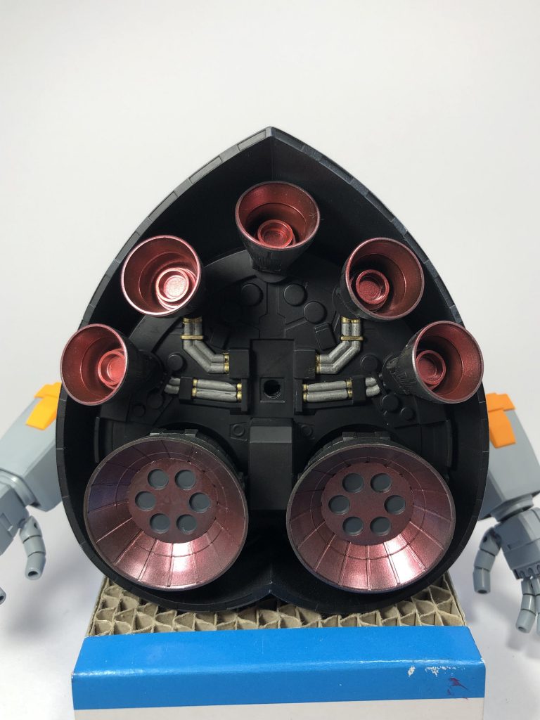 スカートの中はこんな感じです。