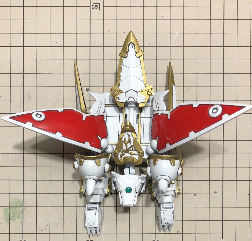 パーツを取り付けるとこんな感じになります。