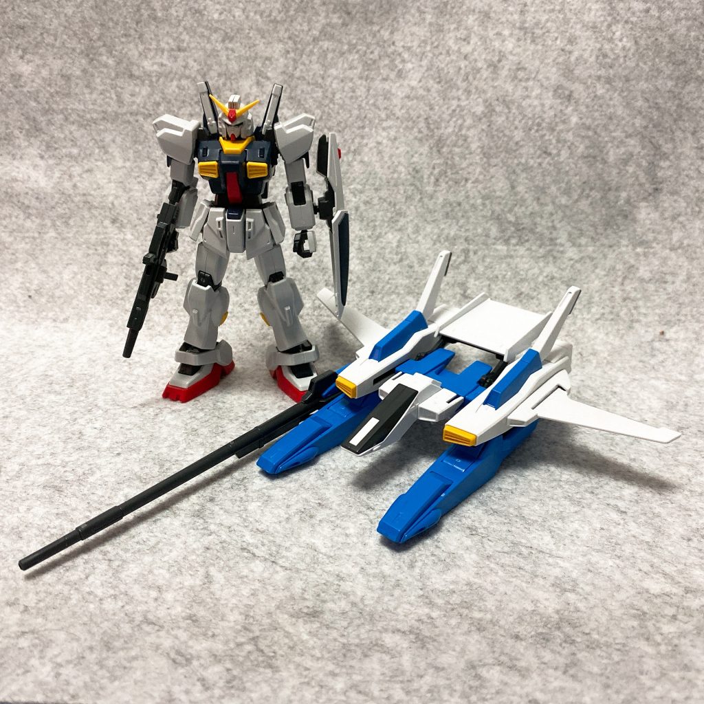 並べるとこんな感じ。
Gディフェンサーでかい。