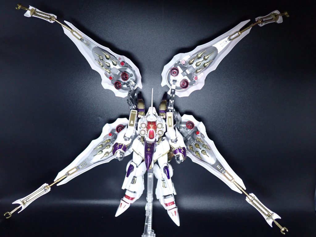 ピーマン展開図。内部も金銀で塗り分け。