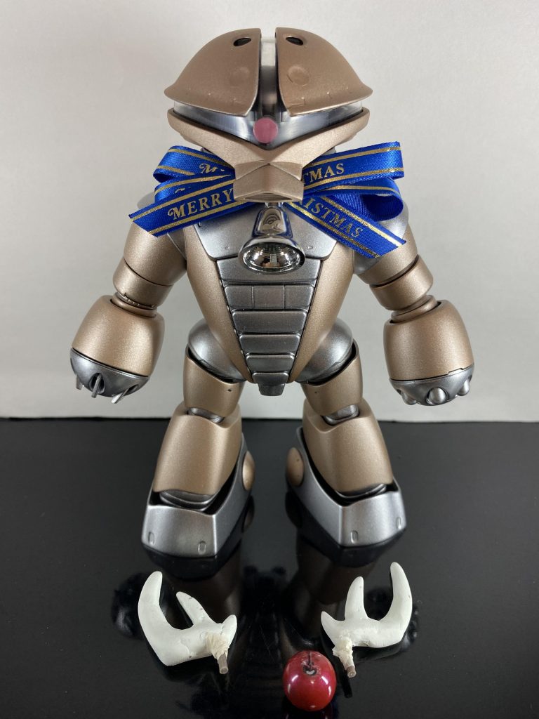 鼻と角は取り外し可能でいつでもアッガイに戻せる仕様となっております!