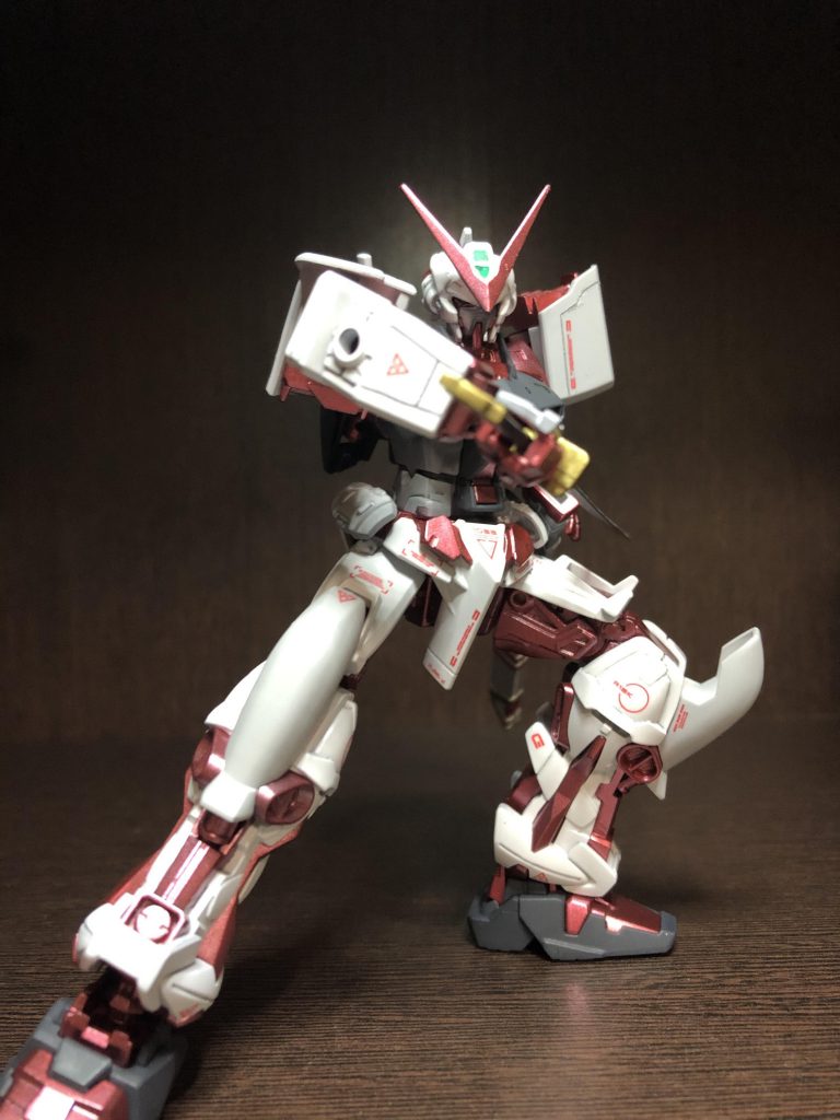 HGレッドフレーム–2枚目/制作者：@ChickengSking